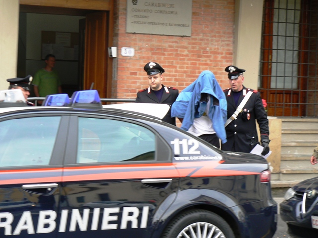 carabinieri_empoli_arresto_tentato_omicidio_fucecchio_2010_05_18_6