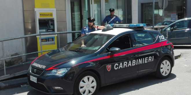 Carabinieri presso Poste via san Cosimo (1)