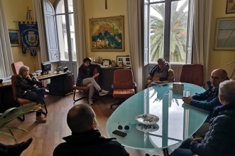 riunione municipio2
